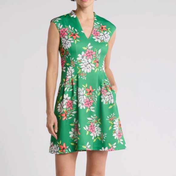 NWT VINCE CAMUTO Floral Green Mini Dress - Picture 1 of 9